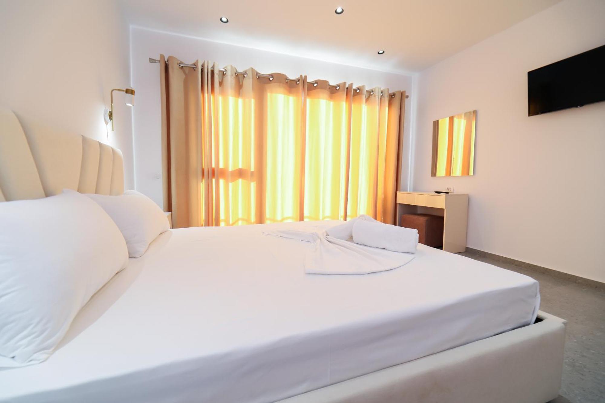 Vlorë Vila Dena מראה חיצוני תמונה