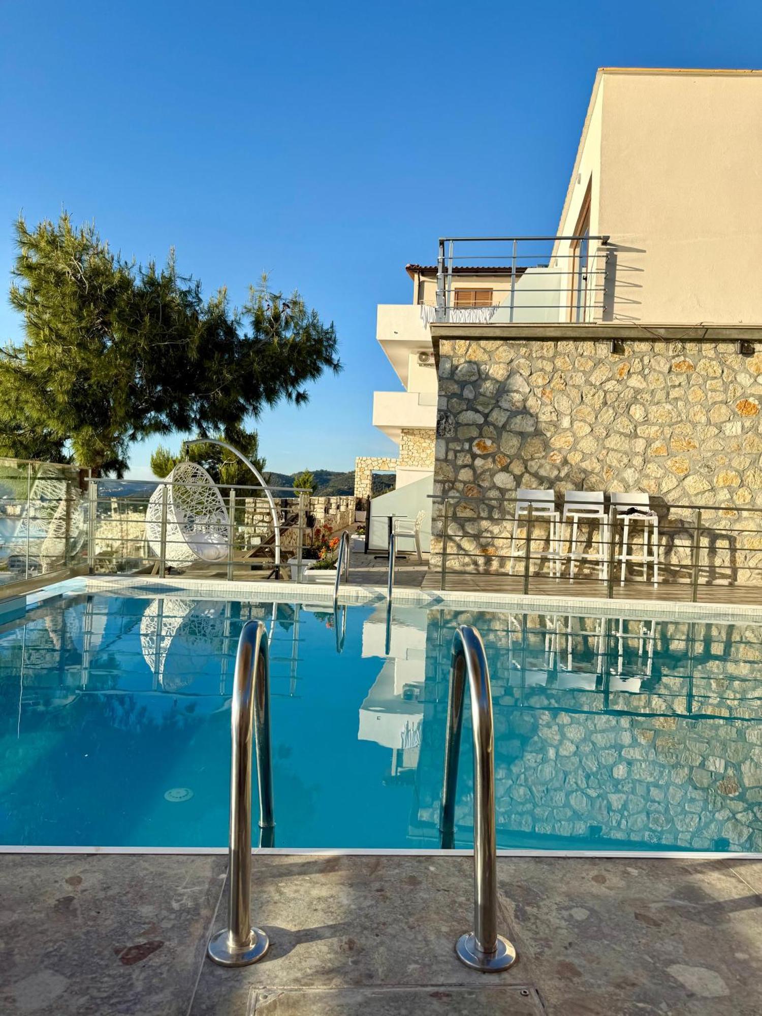 Vlorë Vila Dena מראה חיצוני תמונה